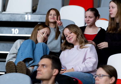 LBUK: VALMIERA GLASS VIA : VEF Rīga