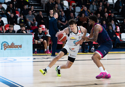 ENBL: VALMIERA GLASS VIA : Bristol Flyers