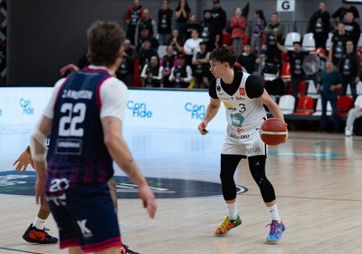 ENBL: VALMIERA GLASS VIA : Bristol Flyers