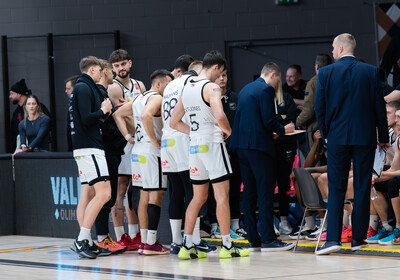 ENBL: VALMIERA GLASS VIA : Bristol Flyers