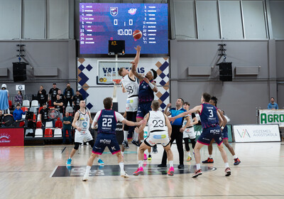ENBL: VALMIERA GLASS VIA : Bristol Flyers