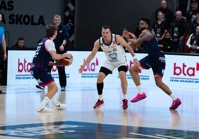 ENBL: VALMIERA GLASS VIA : Bristol Flyers