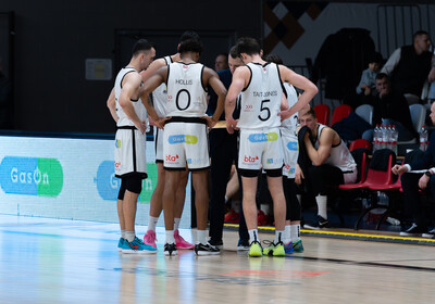 ENBL: VALMIERA GLASS VIA : Bristol Flyers