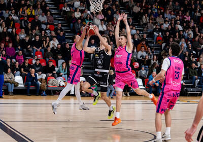 LBUK Pusfināls, VALMIERA GLASS VIA : Rīgas Zeļļi