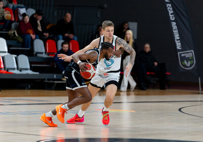 LAT-EST: VALMIERA GLASS VIA : Transcom Parnu