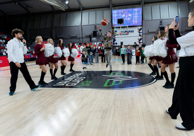 LAT-EST: VALMIERA GLASS VIA : Transcom Parnu