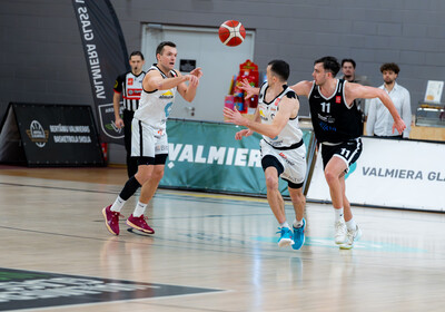 LAT-EST: VALMIERA GLASS VIA : Transcom Parnu