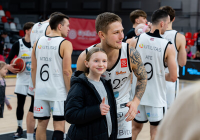 LAT-EST: VALMIERA GLASS VIA : Transcom Parnu