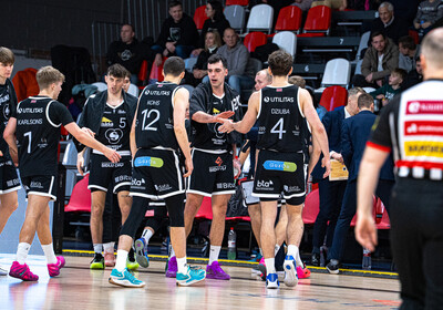 LAT-EST: VALMIERA GLASS VIA : BK Liepāja