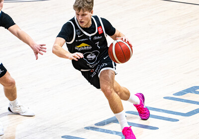 LAT-EST: VALMIERA GLASS VIA : BK Liepāja