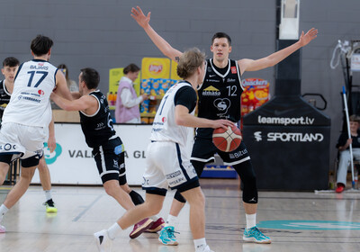 LAT-EST: VALMIERA GLASS VIA : BK Liepāja