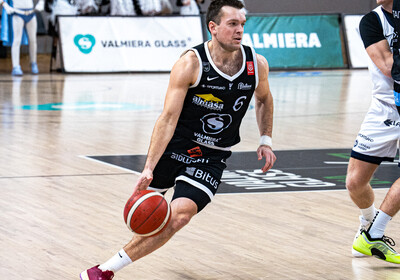 LAT-EST: VALMIERA GLASS VIA : BK Liepāja