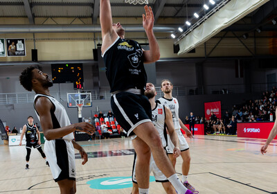 LAT-EST: VALMIERA GLASS VIA : VEF Rīga