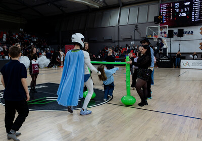 LAT-EST: VALMIERA GLASS VIA : VEF Rīga