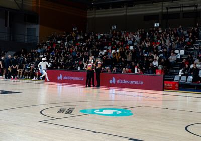 LAT-EST: VALMIERA GLASS VIA : VEF Rīga