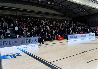 LAT-EST: VALMIERA GLASS VIA : VEF Rīga