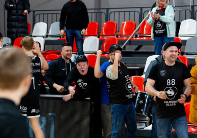 LAT-EST: VALMIERA GLASS VIA : VEF Rīga