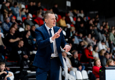 LAT-EST: VALMIERA GLASS VIA : VEF Rīga