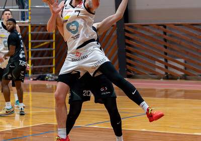 LAT-EST: VALMIERA GLASS VIA : Tartu Ülikool Maks & Moorits