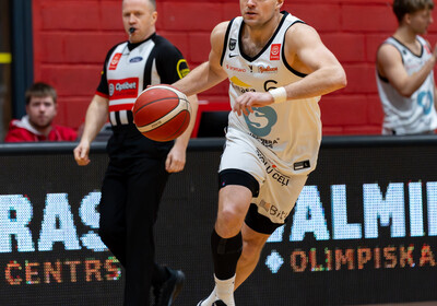 LAT-EST: VALMIERA GLASS VIA : Tartu Ülikool Maks & Moorits