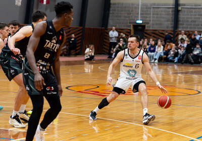 LAT-EST: VALMIERA GLASS VIA : Tartu Ülikool Maks & Moorits