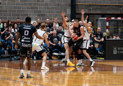 LAT-EST: VALMIERA GLASS VIA : Tartu Ülikool Maks & Moorits