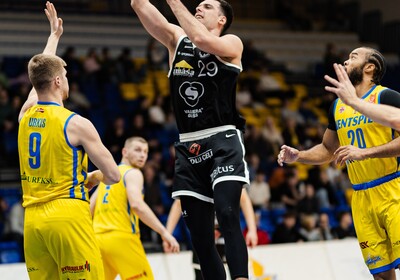 LAT-EST: VALMIERA GLASS VIA : BK Ventspils Foto: Dāvis Lejasmeiers