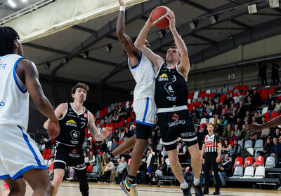 LAT-EST: VALMIERA GLASS VIA : Latvijas Universitāte