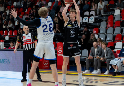 LAT-EST: VALMIERA GLASS VIA : Latvijas Universitāte