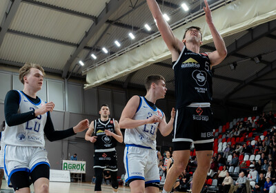 LAT-EST: VALMIERA GLASS VIA : Latvijas Universitāte