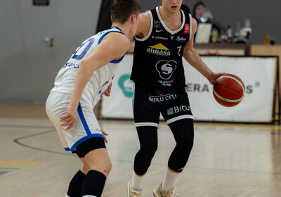 LAT-EST: VALMIERA GLASS VIA : Latvijas Universitāte