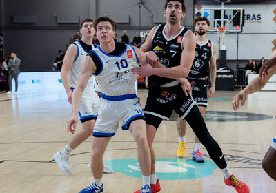 LAT-EST: VALMIERA GLASS VIA : Latvijas Universitāte