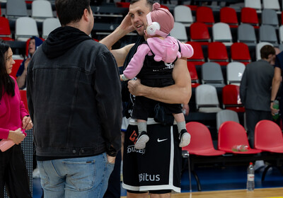 LAT-EST: VALMIERA GLASS VIA : Latvijas Universitāte