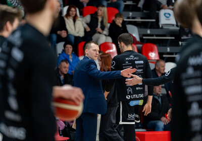 LAT-EST: VALMIERA GLASS VIA : Latvijas Universitāte