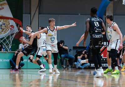 LAT-EST FINĀLS: VALMIERA GLASS VIA : Tartu Ülikool Maks & Moorits