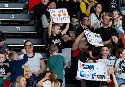 LBL 1/2 fināls 1. spēle: VALMIERA GLASS VIA : Rīgas Zeļļi Sefinance