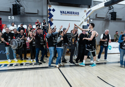 LBL 1/2 fināls 5.spēle: VALMIERA GLASS VIA : Rīgas Zeļļi/Sefinance
