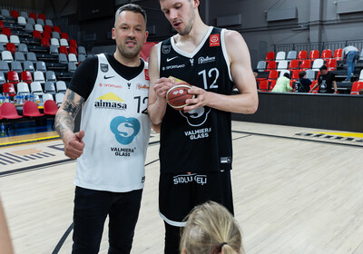 LBL 1/2 fināls 5.spēle: VALMIERA GLASS VIA : Rīgas Zeļļi/Sefinance