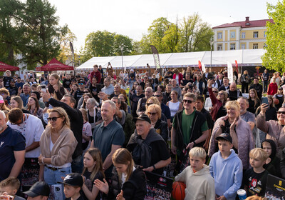 Paldies, Valmiera - mēs Jūs jūtam, dzirdam, redzam!