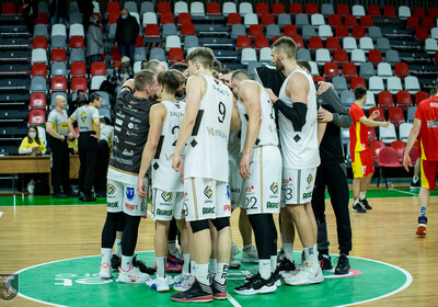 LATVIJAS BASKETBOLA UŽAVAS KAUSS: VALMIERA GLASS - BK Madona/BJSS