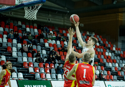 LATVIJAS BASKETBOLA UŽAVAS KAUSS: VALMIERA GLASS - BK Madona/BJSS