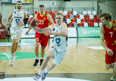 LATVIJAS BASKETBOLA UŽAVAS KAUSS: VALMIERA GLASS - BK Madona/BJSS