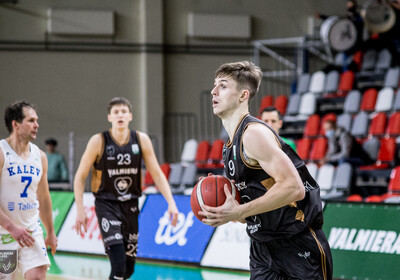 LAT-EST: VALMIERA GLASS VIA - Tallinna Kalev