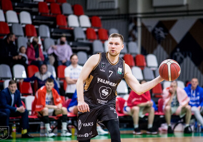 LAT-EST: VALMIERA GLASS VIA - Tallinna Kalev