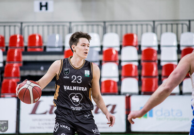 LAT-EST: VALMIERA GLASS VIA - Tallinna Kalev