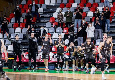 LAT-EST: VALMIERA GLASS VIA - Tallinna Kalev