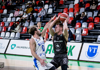 LAT-EST: VALMIERA GLASS VIA - Tallinna Kalev