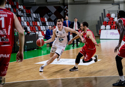 LAT-EST: VALMIERA GLASS VIA - AVIS UTILITAS RAPLA