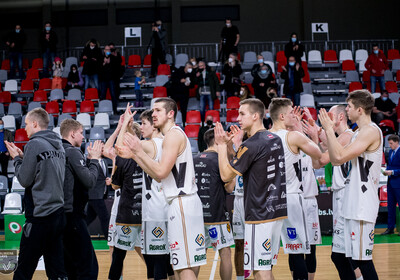 LAT-EST: VALMIERA GLASS VIA - AVIS UTILITAS RAPLA