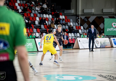 LAT-EST: VALMIERA GLASS VIA - BK Ventspils